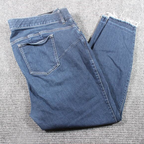 Torrid Jeans Womens 22R L26 Blue Bombshell Skinny Premium Stretch Raw Hem - Picture 1 of 9